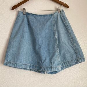 Vintage Faded Glory light wash denim skort, 9/10